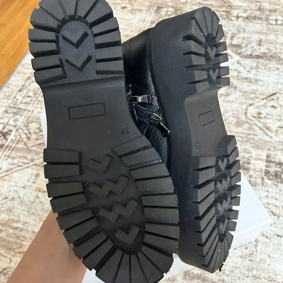 Jonak Paris Leather Boots - Picture 7 of 9